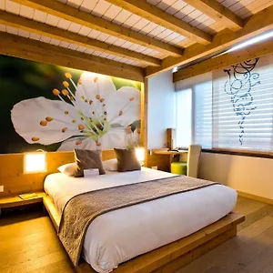 Hotel La Croix De Savoie &, Les Carroz d'Araches